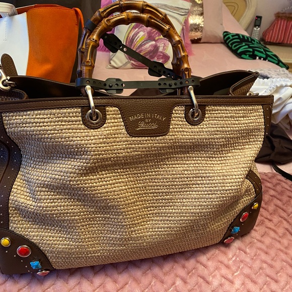 Gucci bag: genuine & new - Picture 2 of 2